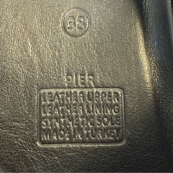 Anthropologie Silent D Pier Slingback Platform
Sandals Size 38 - Picture 9 of 10